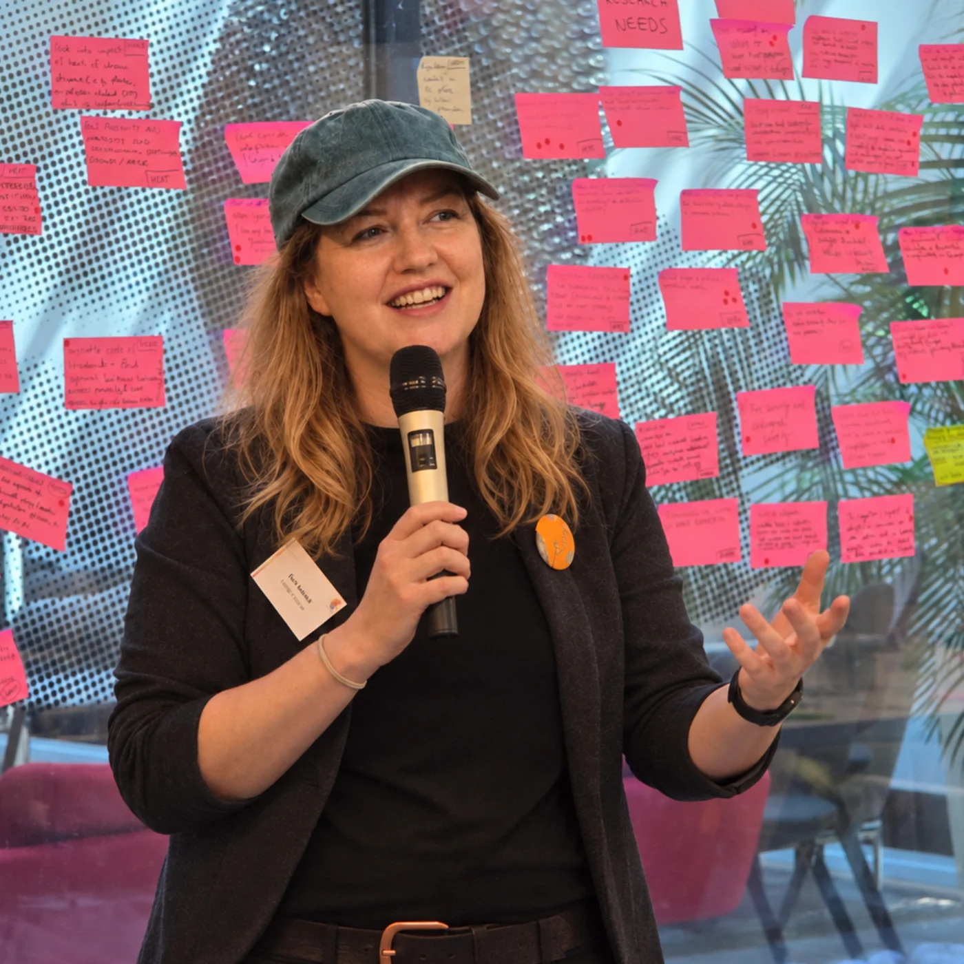 Ewa Iwaszuk facilitating a workshop